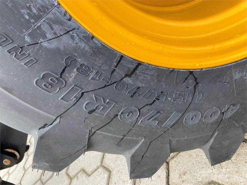 JCB 407 Pás carregadoras de rodas