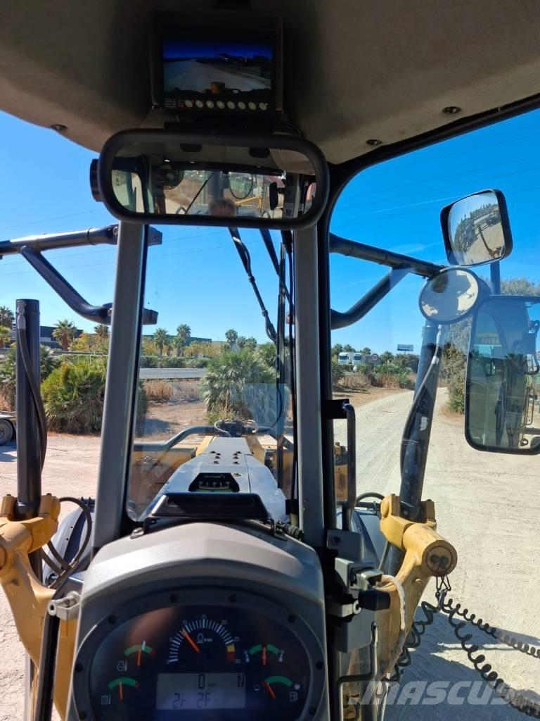 CAT 120 M 2 AWD Motoniveladoras