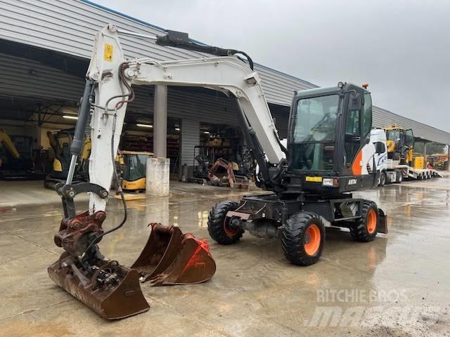 Bobcat E 57 W Escavadoras de rodas