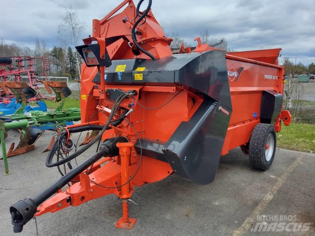 Kuhn Primor 5570 M Cortadores, moinhos e desenroladores de fardos