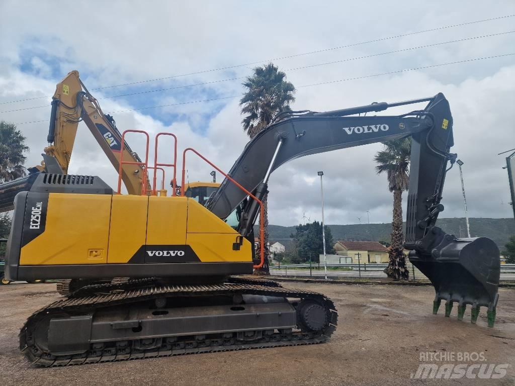 Volvo EC 250 ELN Escavadoras de rastos