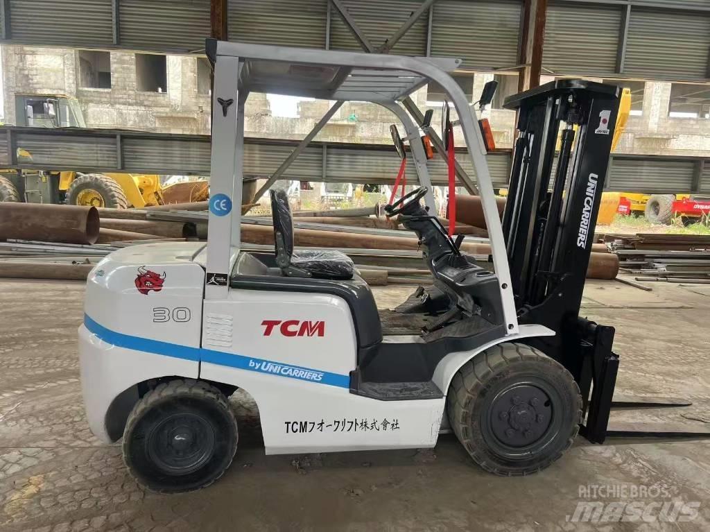 TCM FD 30 Empilhadores Diesel