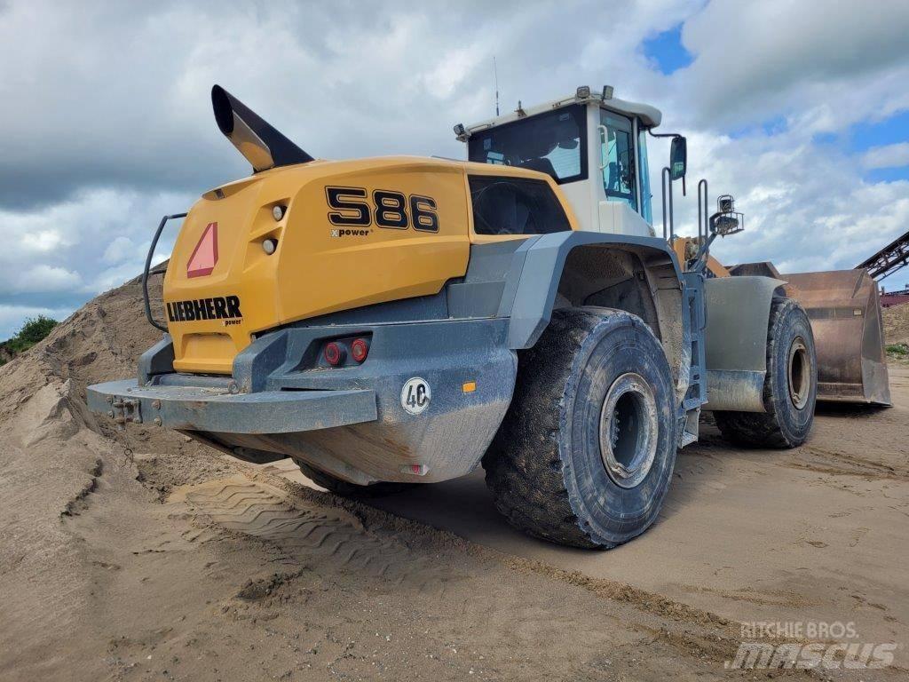 Liebherr L 586 Pás carregadoras de rodas