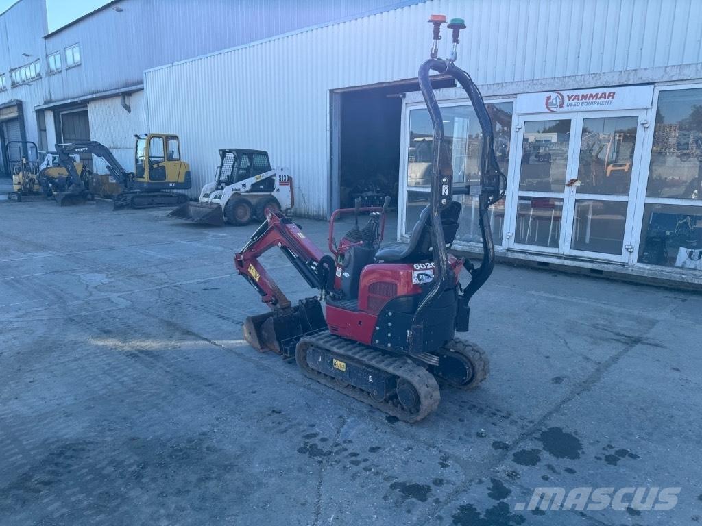 Yanmar SV08 (1F117) Mini Escavadoras <7t