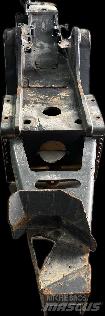 Ponsse Bear 8W Chassis e suspensões