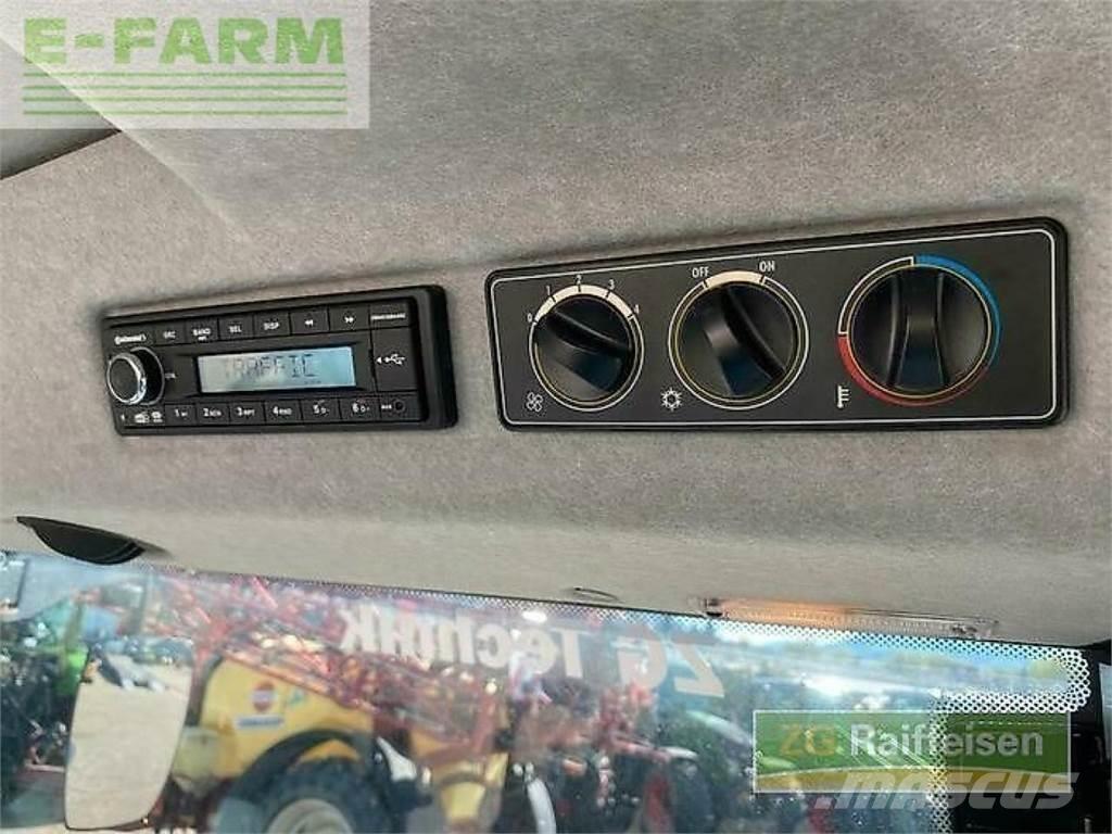 Valtra g135v 1b9 Tratores Agrícolas usados