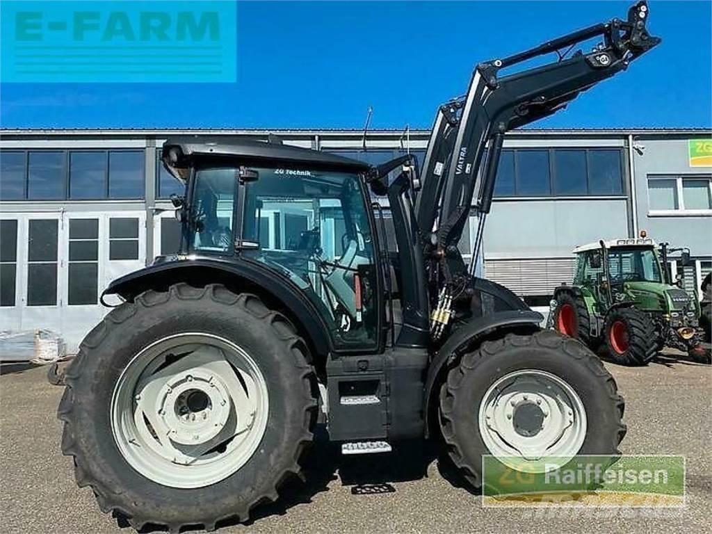 Valtra g135v 1b9 Tratores Agrícolas usados