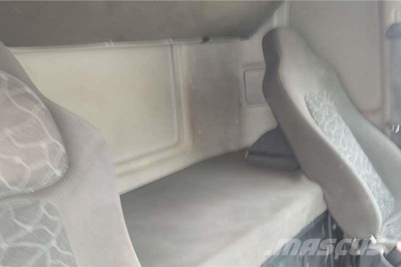 Daewoo KL3TX Outros Camiões