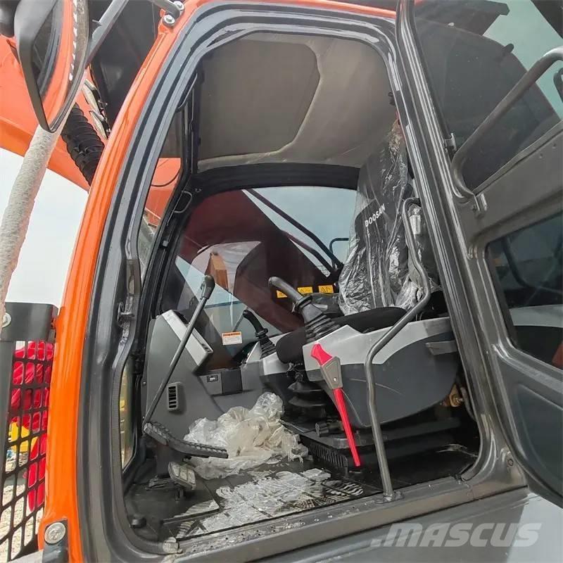 Doosan DX 300 LC Mini Escavadoras <7t