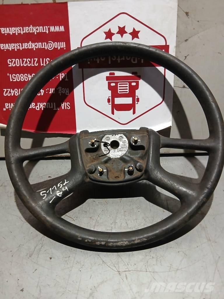 Scania R 440    1327026 Cabines e interior