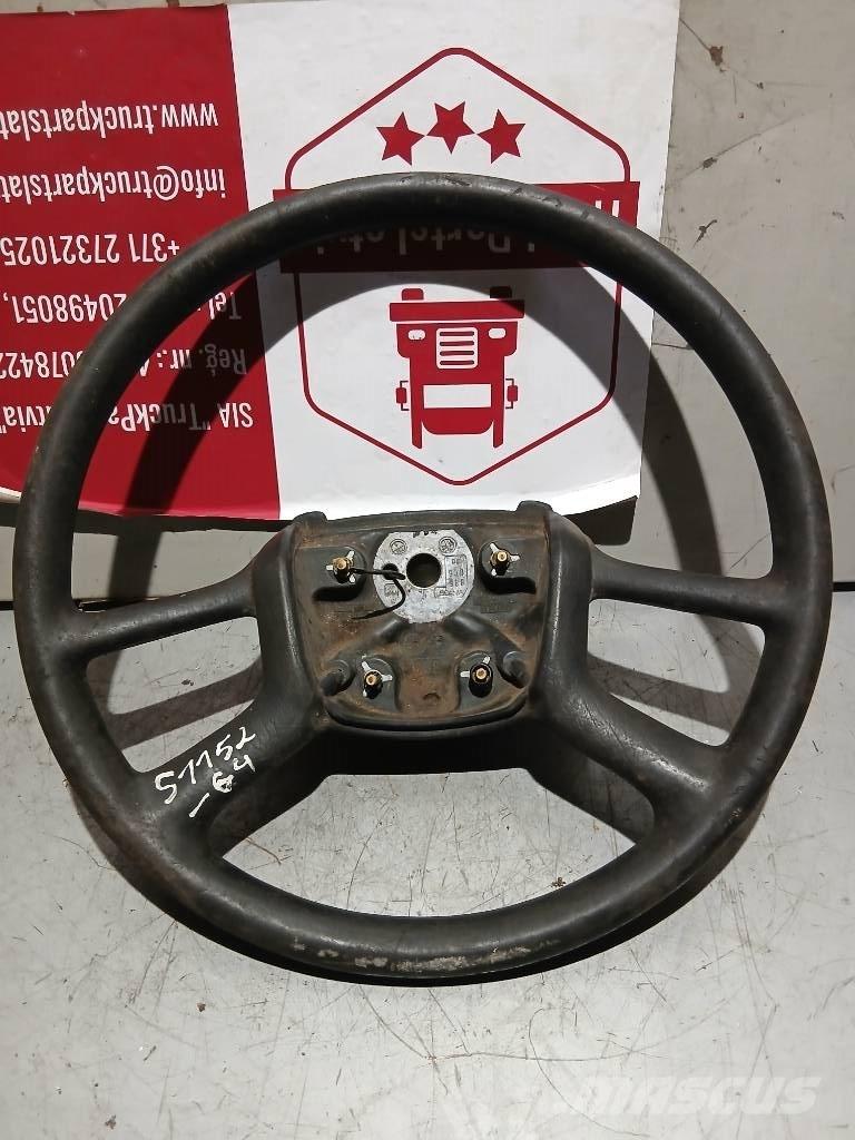 Scania R 440    1327026 Cabines e interior
