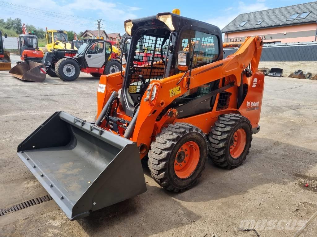 Bobcat S530 Carregadoras de direcção deslizante