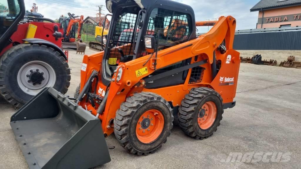 Bobcat S530 Carregadoras de direcção deslizante