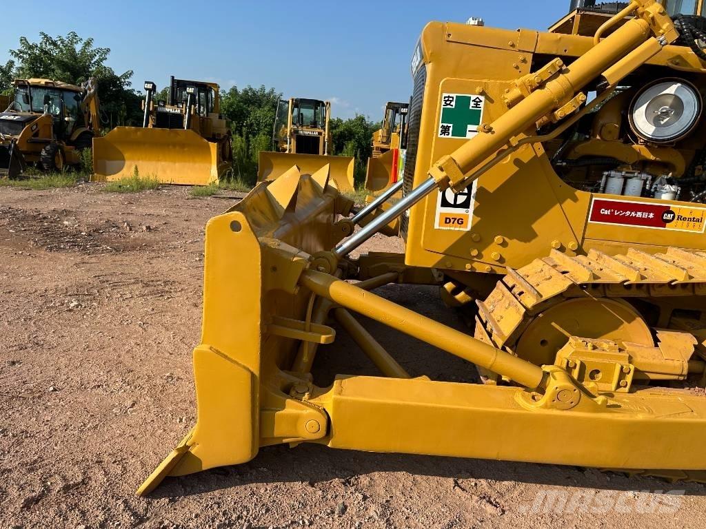 CAT D7G Dozers - Tratores rastos