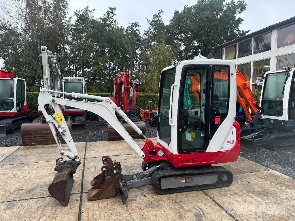 Takeuchi TB 216 Mini Escavadoras <7t