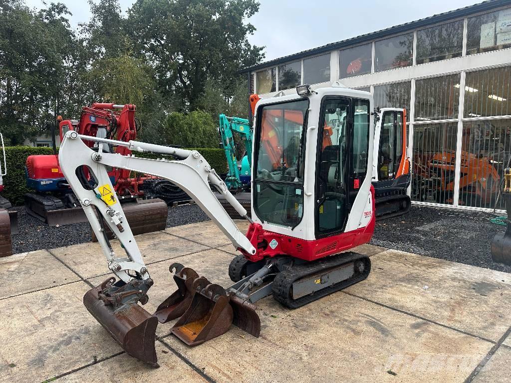 Takeuchi TB 216 Mini Escavadoras <7t