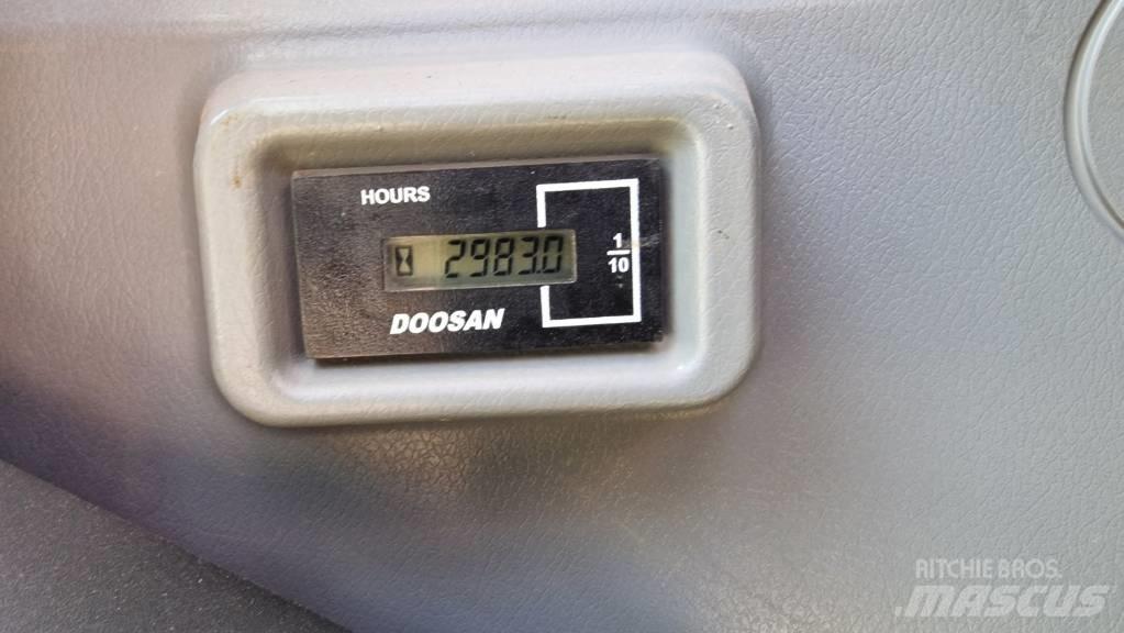 Doosan DX 140 LCR-5 Escavadoras de rastos