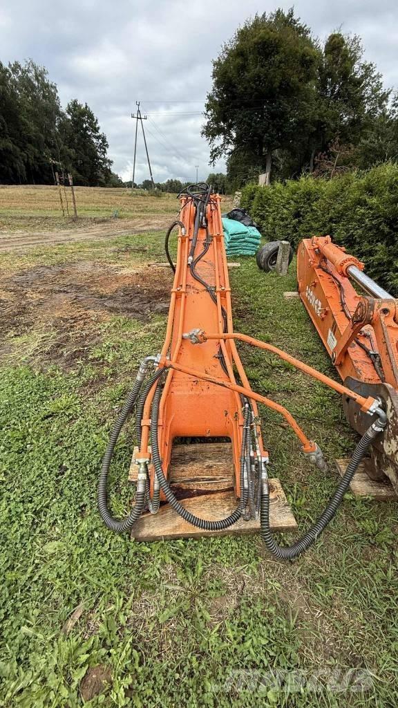 Doosan DX 225 Escavadoras de rastos