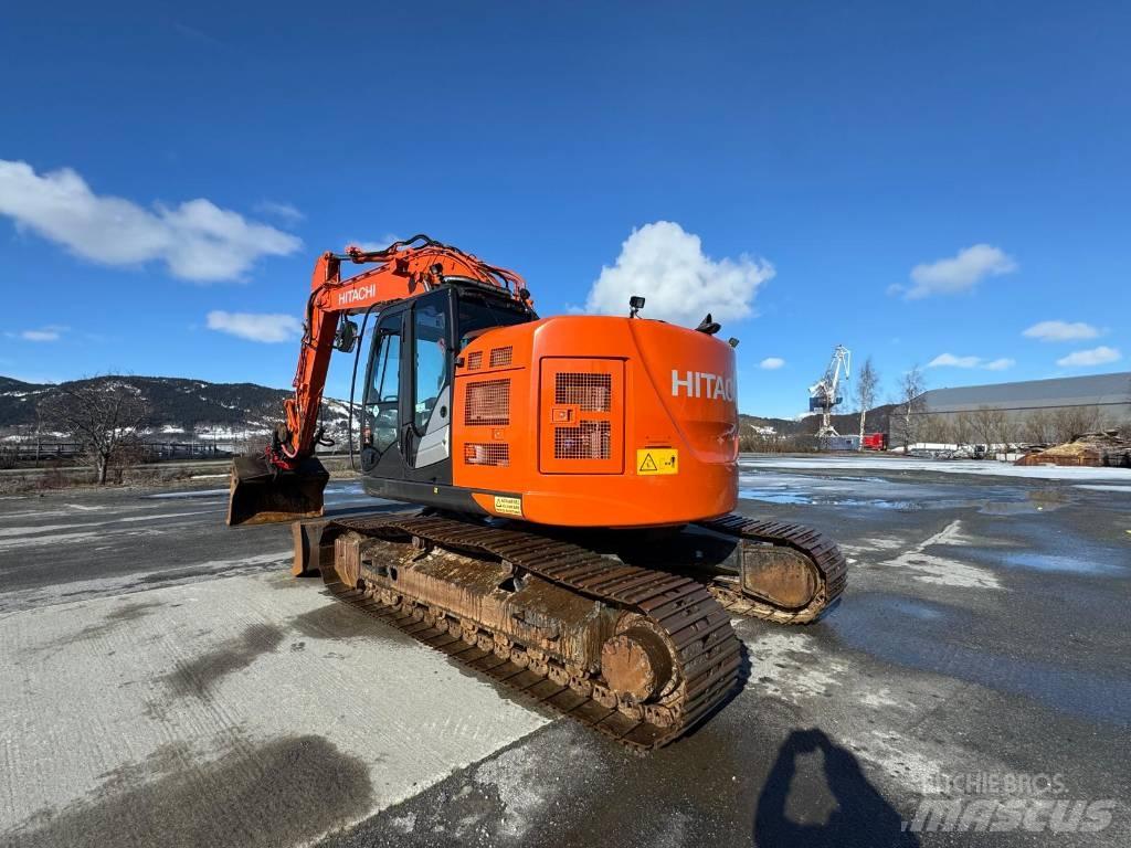 Hitachi ZX 225 US Escavadoras de rastos