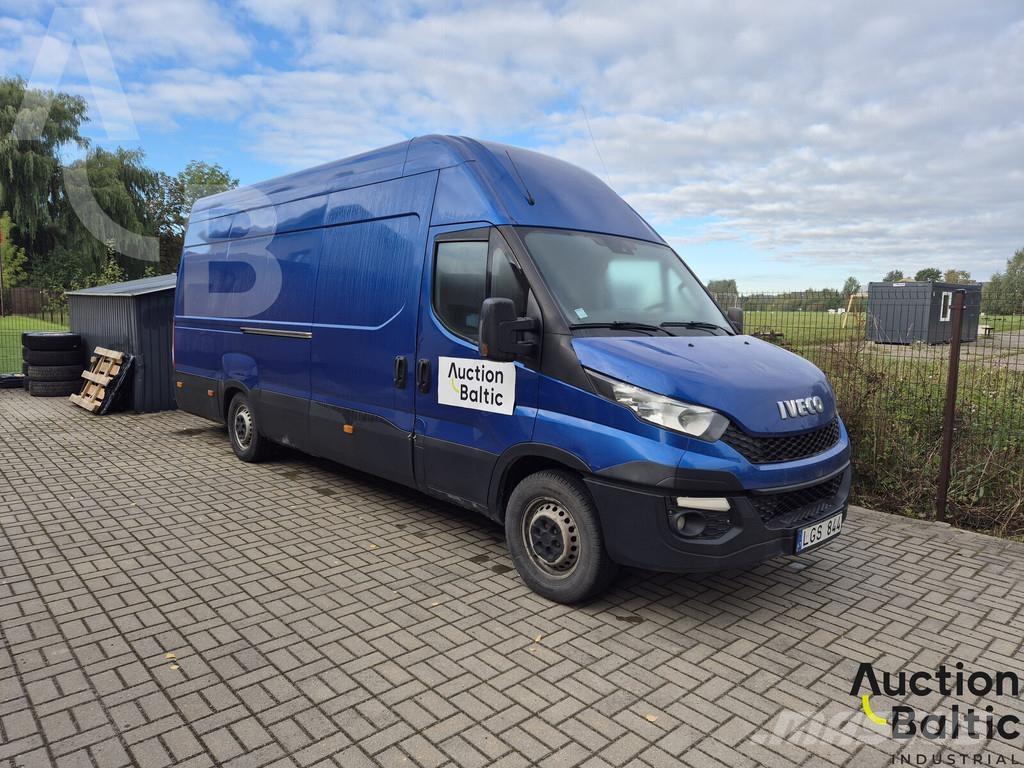 Iveco 35S17 Caixa fechada