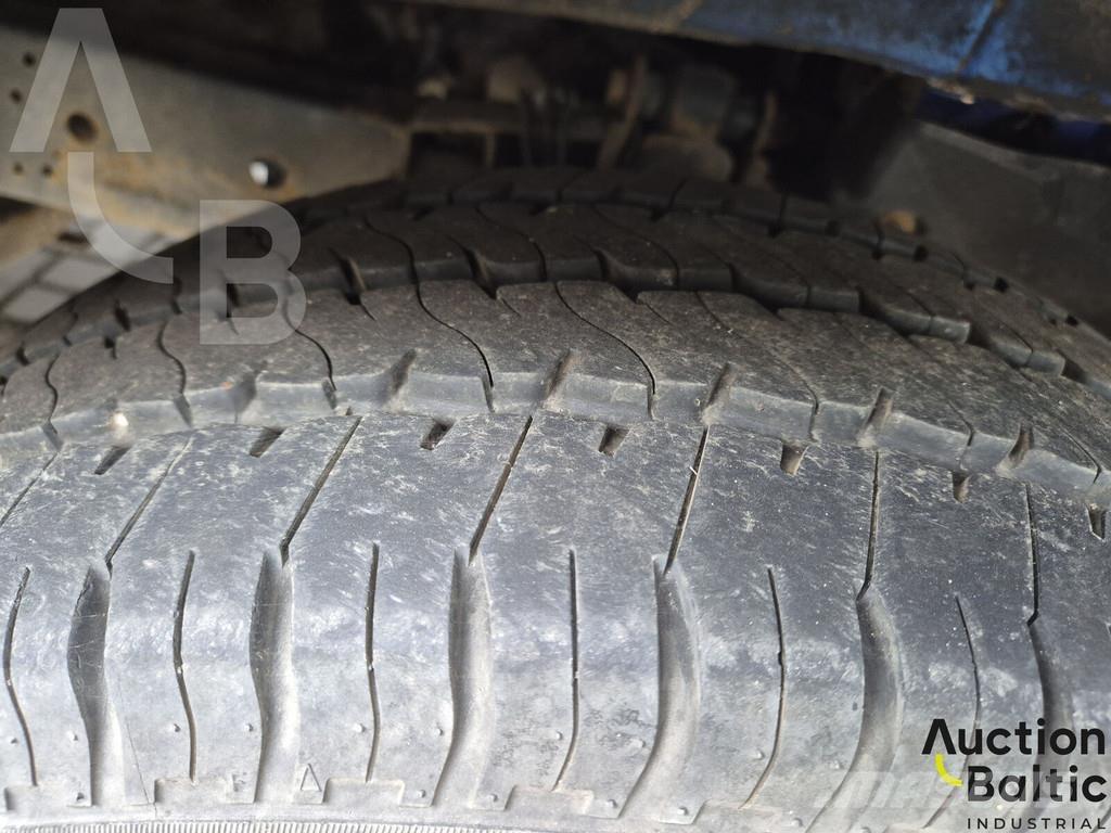 Iveco 35S17 Caixa fechada