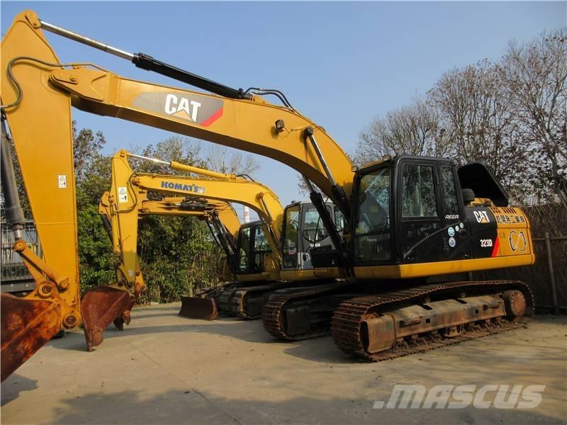 CAT 323 GC Escavadoras de rastos