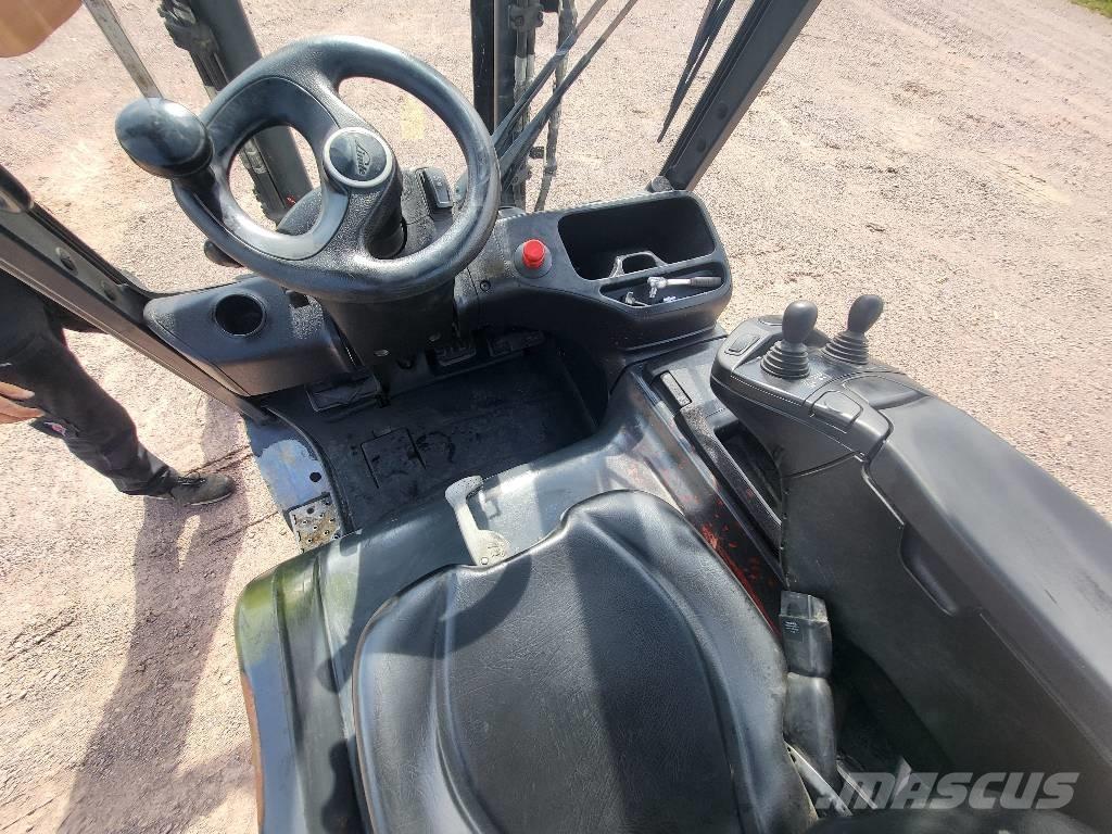 Linde E30L-01 Empilhadores eléctricos