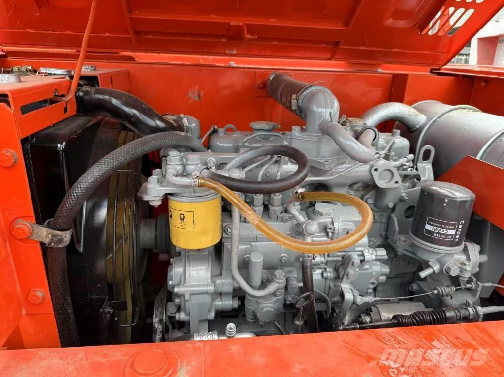 Hitachi ZX 60 Mini Escavadoras <7t