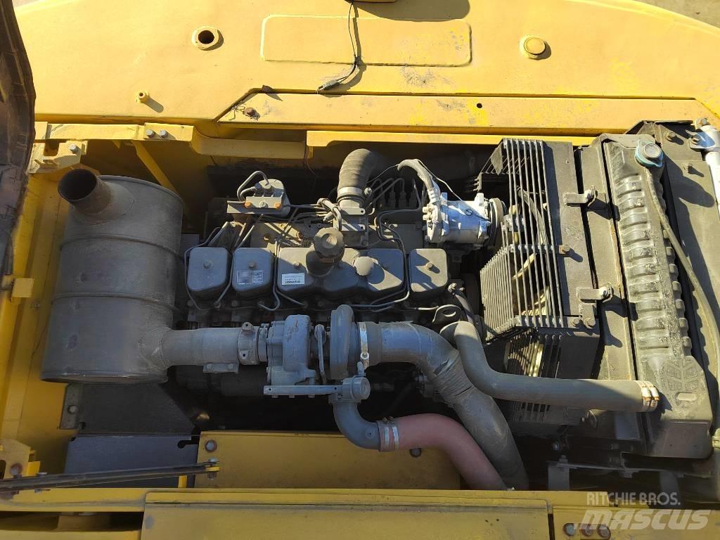Komatsu PC220-7 Escavadoras de rastos