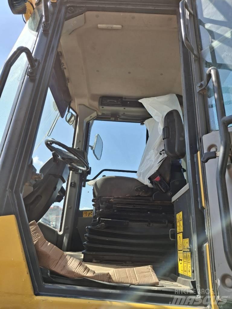 Komatsu WA 380-8 Mini carregadoras
