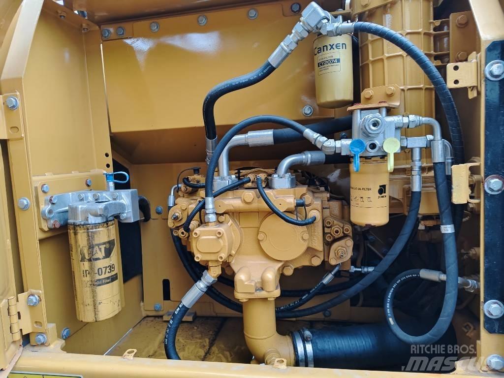 CAT 320 D2 Escavadoras de rastos