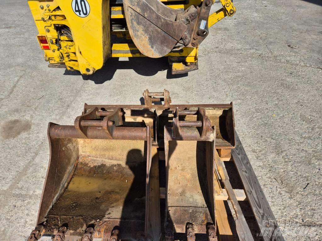 Komatsu WB 97 R-2 Retroescavadoras