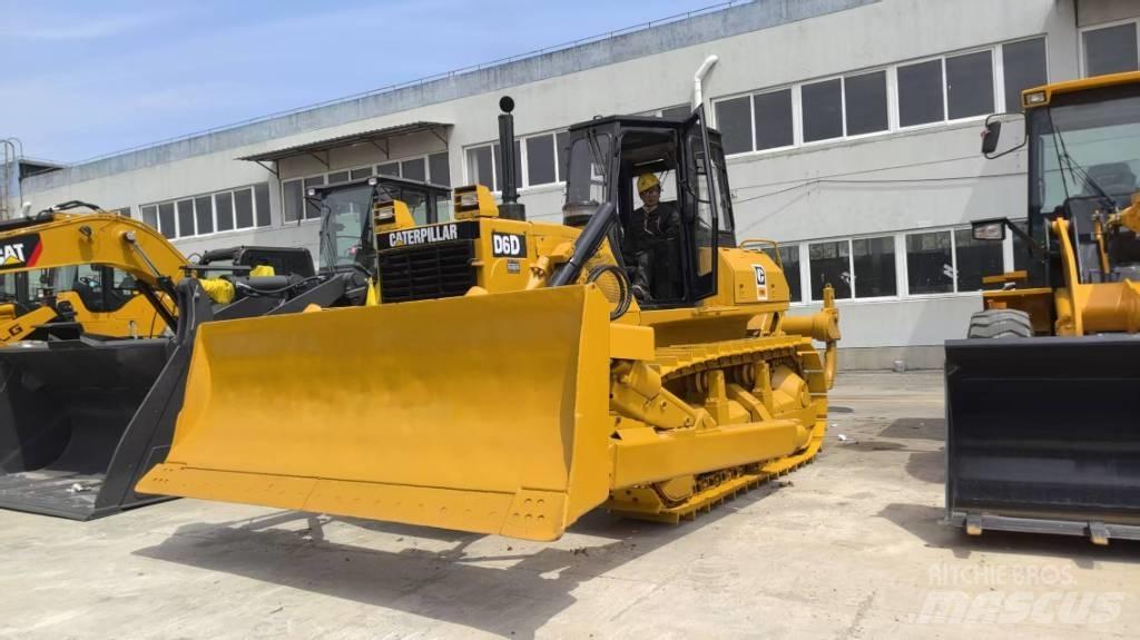 CAT D 6 D Dozers - Tratores rastos