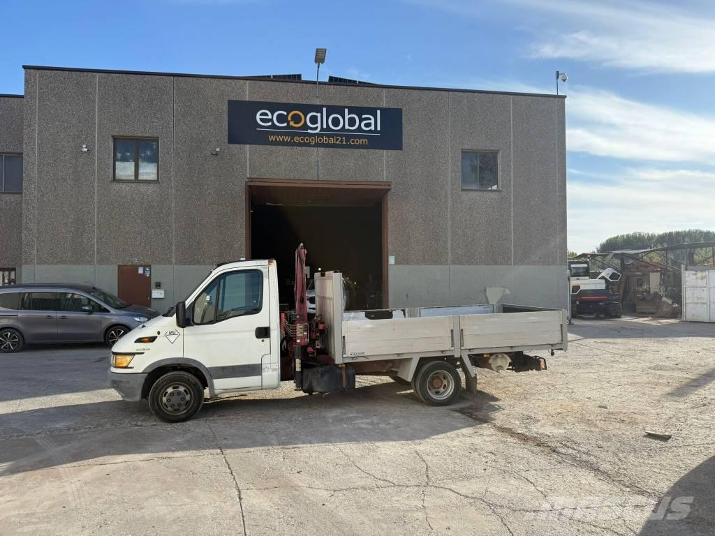 Iveco 35C 12 Pick up de caixa aberta