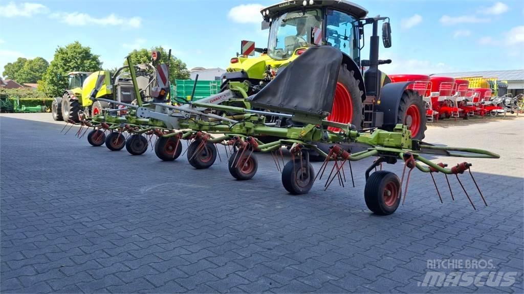 CLAAS Volto 900 Ancinho virador