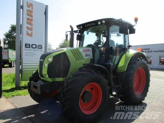CLAAS Arion 520 Tratores Agrícolas usados