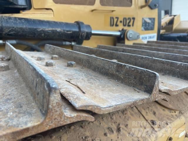CAT D 5 K 2 LGP Dozers - Tratores rastos