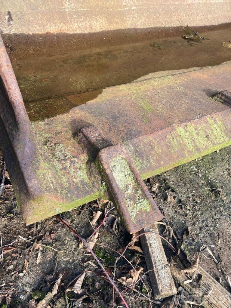 CAT 953 Baldes
