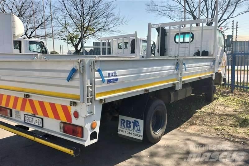 Tata LPT 813 Outros Camiões