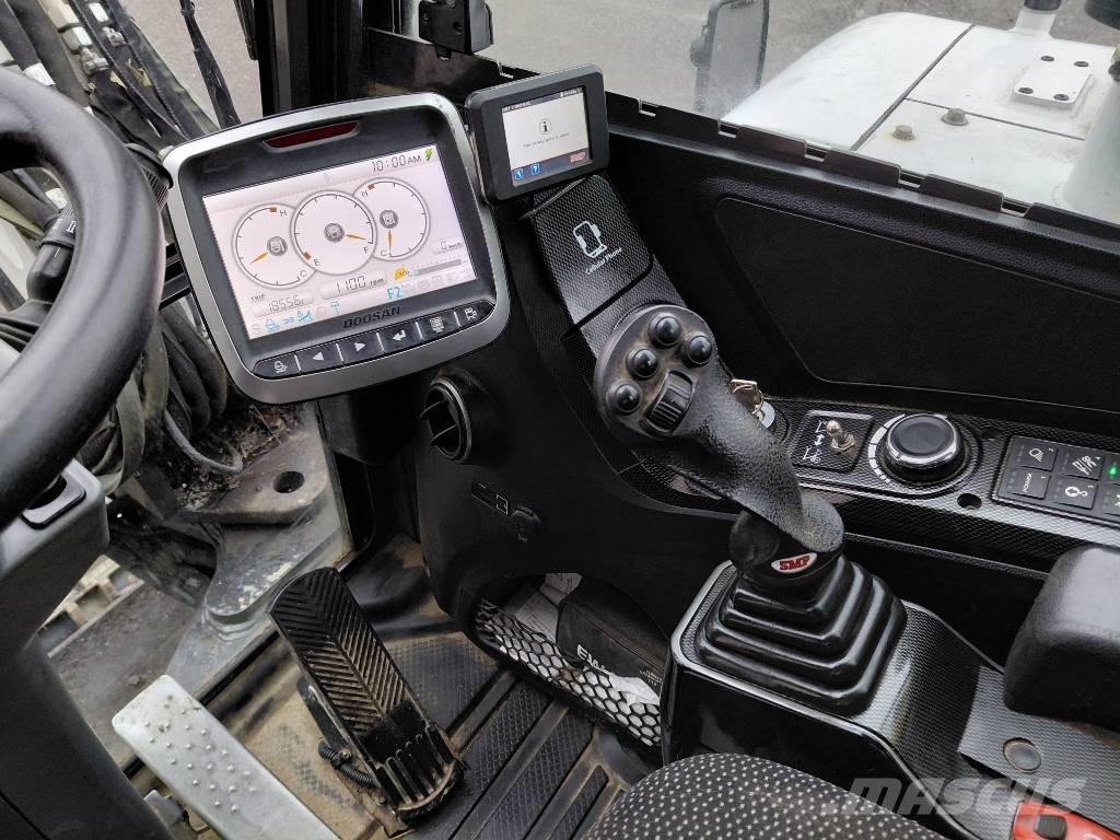 Bobcat E 57 W Escavadoras de rodas