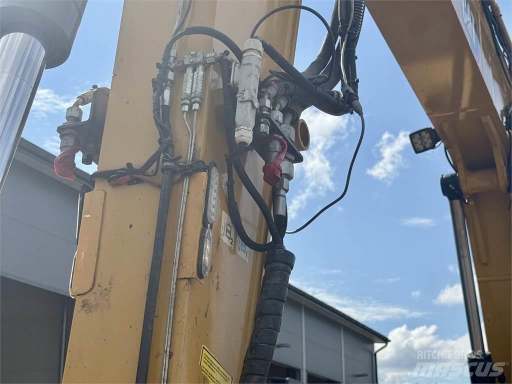 CAT 310 Escavadoras Midi 7t - 12t