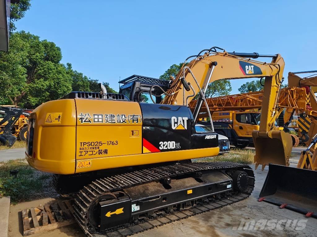 CAT 320 D2 L Escavadoras de rastos