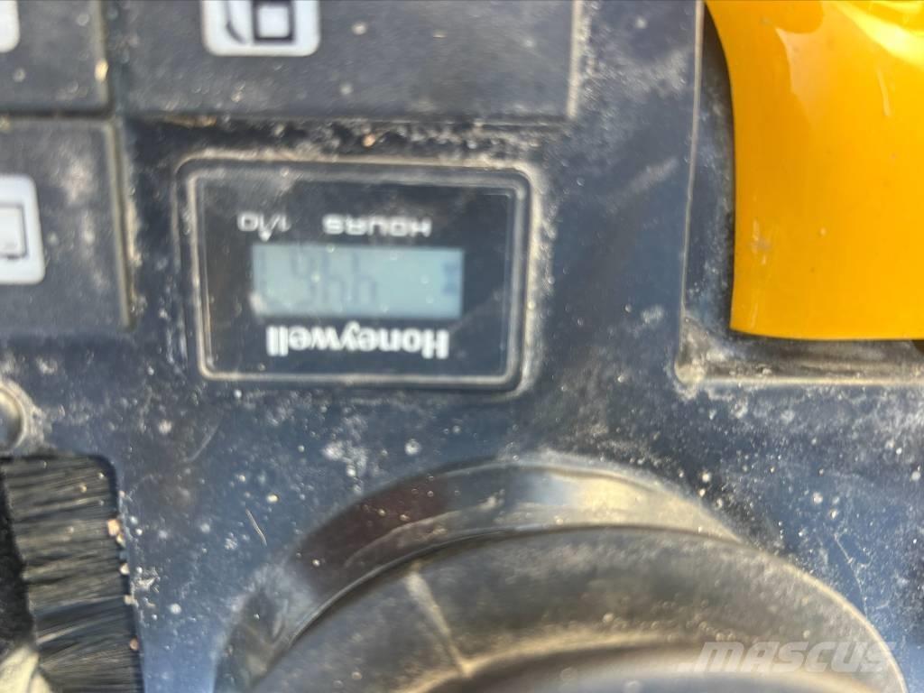 JCB 8010 CTS Mini Escavadoras <7t