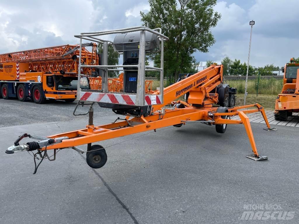 Dinolift 210 XT Plataformas aéreas montadas em atrelados