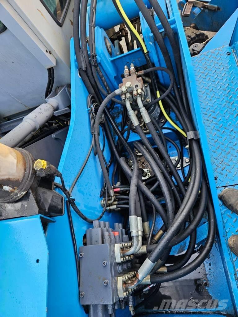 Fuchs MHL 320 D Manipuladores de resíduos / indústria