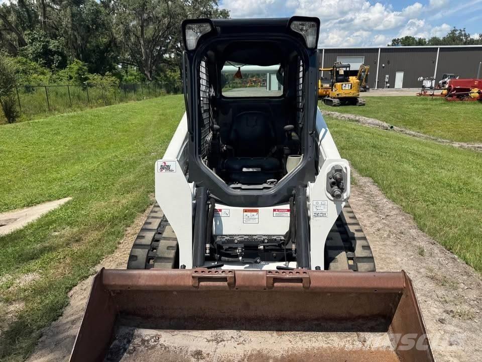 Bobcat T 590 Carregadoras de direcção deslizante