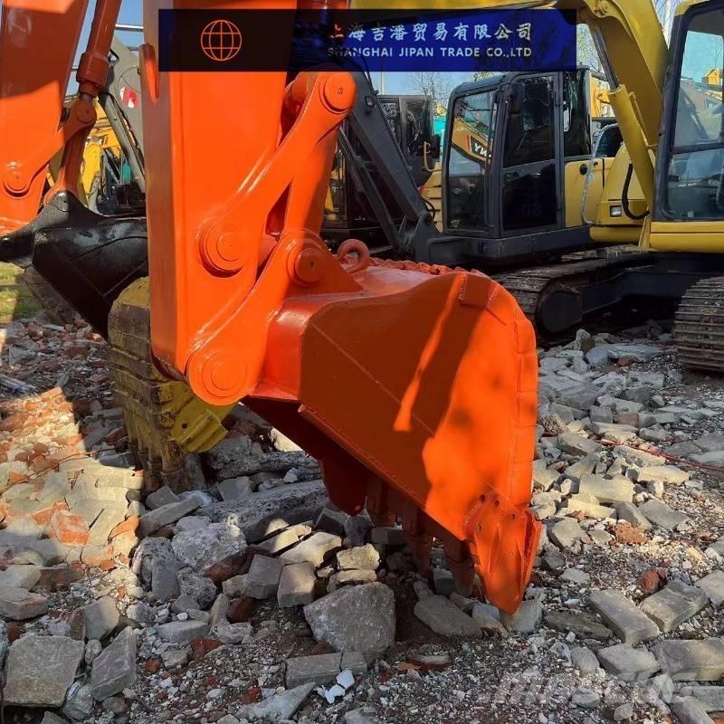 Hitachi ZX 135 Escavadoras de rastos