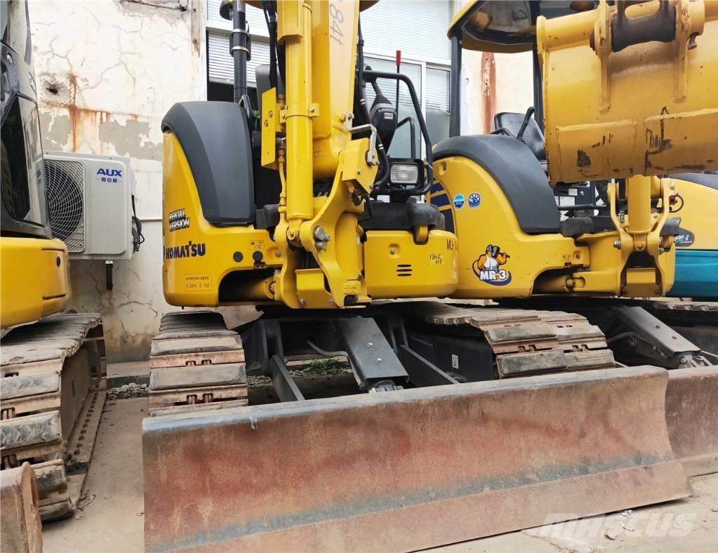 Komatsu PC30MR-5 Mini Escavadoras <7t
