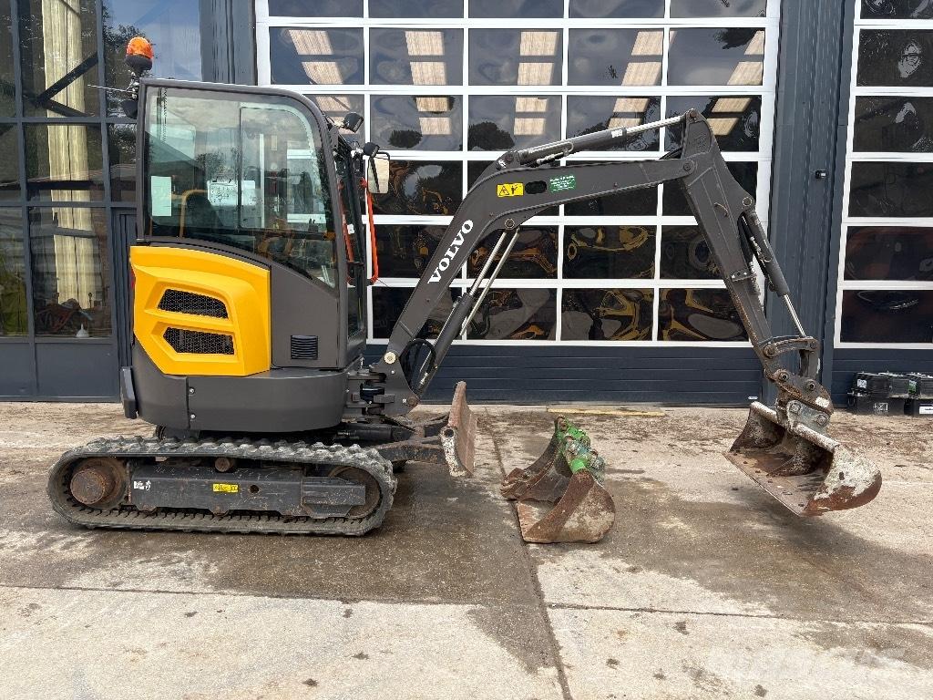 Volvo ECR 25 D Mini Escavadoras <7t