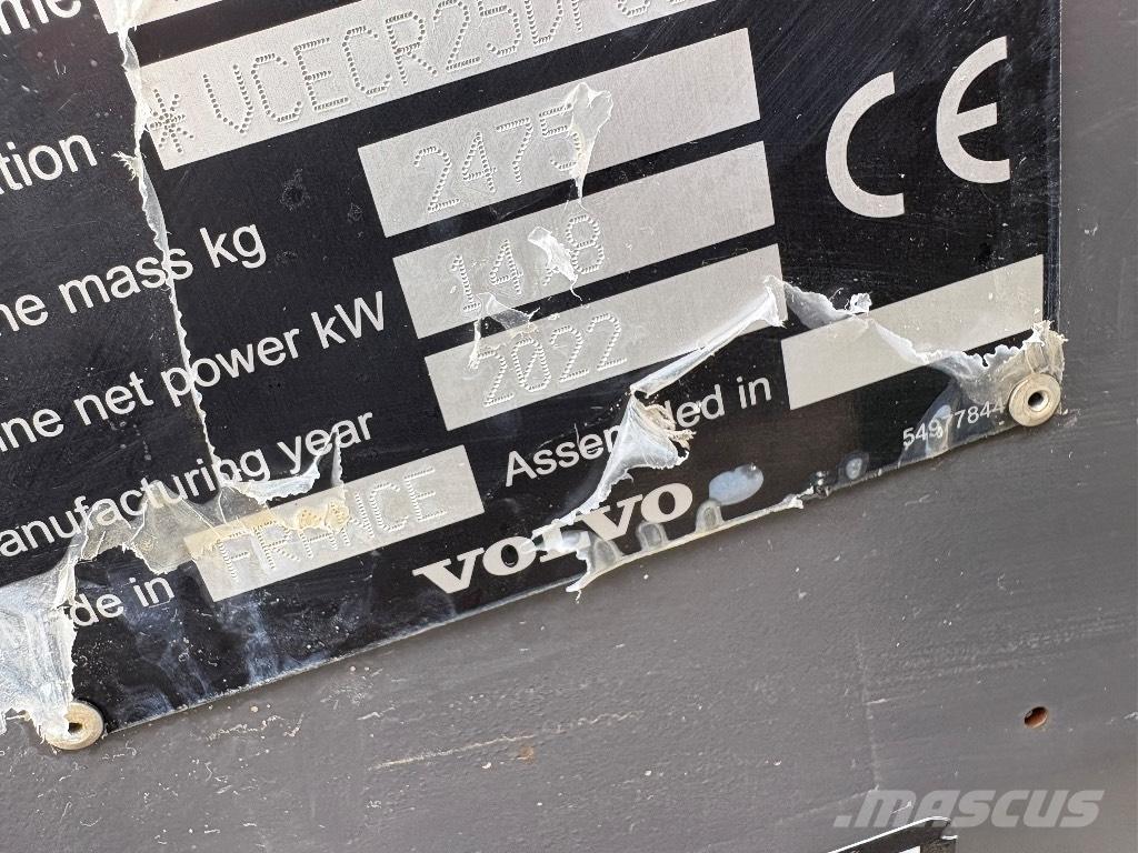 Volvo ECR 25 D Mini Escavadoras <7t